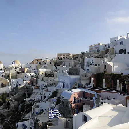 Beautiful * Oia (Santorini)