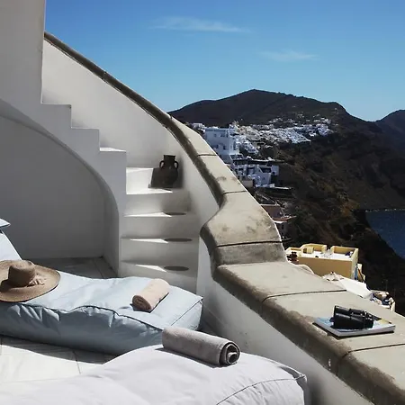 Beautiful Villa Oia (Santorini)
